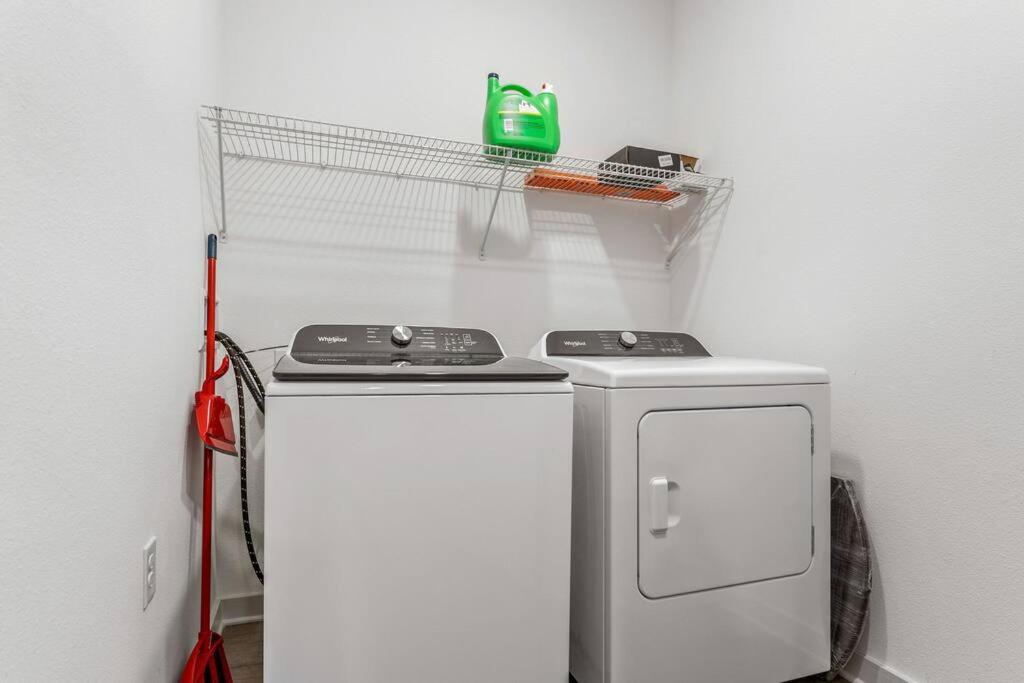 Complete Apartment ,10 Min To Parks Pets Allowed, Resort-Style Amenities 올랜도 외부 사진