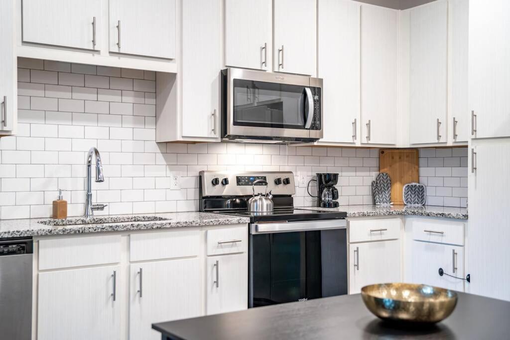 Complete Apartment ,10 Min To Parks Pets Allowed, Resort-Style Amenities 올랜도 외부 사진